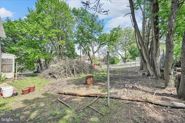231 2ND ST, Coaldale, PA 18218