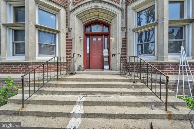 231 2ND ST, Coaldale, PA 18218