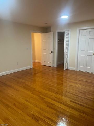 12 Cliff Hill Pl, Newark City, NJ 07106