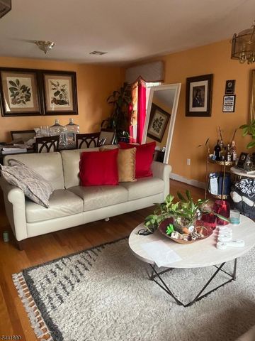 12 Cliff Hill Pl, Newark City, NJ 07106