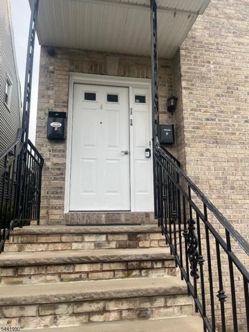 12 Cliff Hill Pl, Newark City, NJ 07106