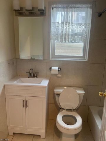 12 Cliff Hill Pl, Newark City, NJ 07106