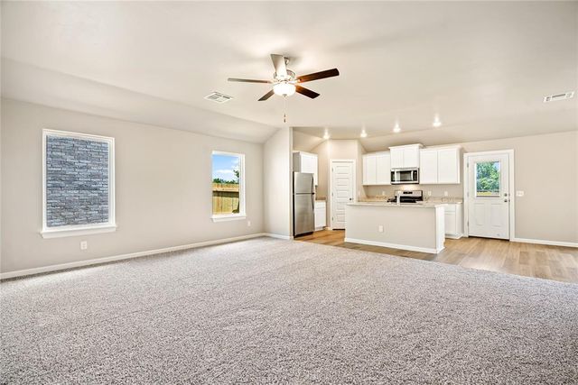 1908 Palmatum Road, El Reno, OK 73036