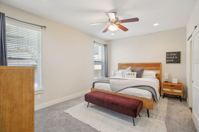 1206 Deloney ST B, Austin, TX 78721