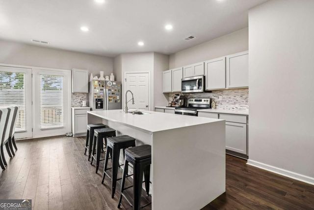 6253 Rockaway Road, Atlanta, GA 30349