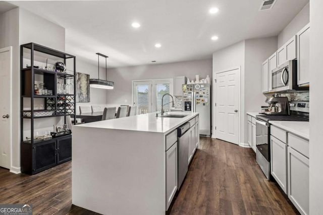 6253 Rockaway Road, Atlanta, GA 30349