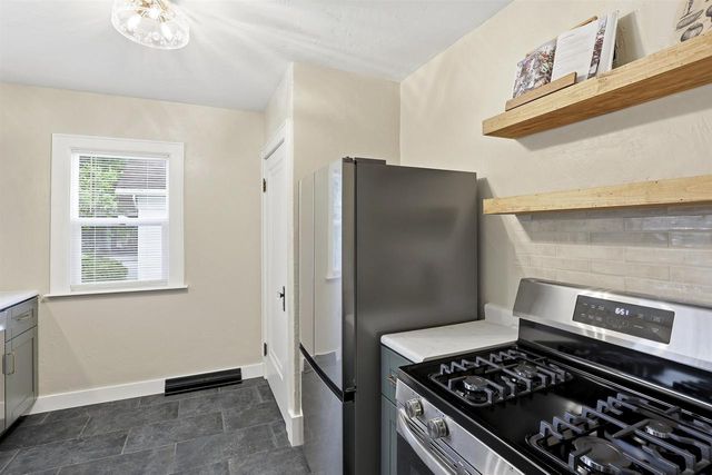 519 W SUMMER STREET, Appleton, WI 54911