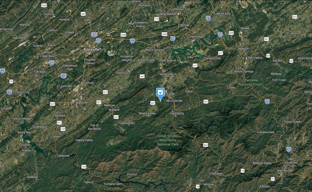 3020 Cloudburst Dr, Sevierville, TN 37862