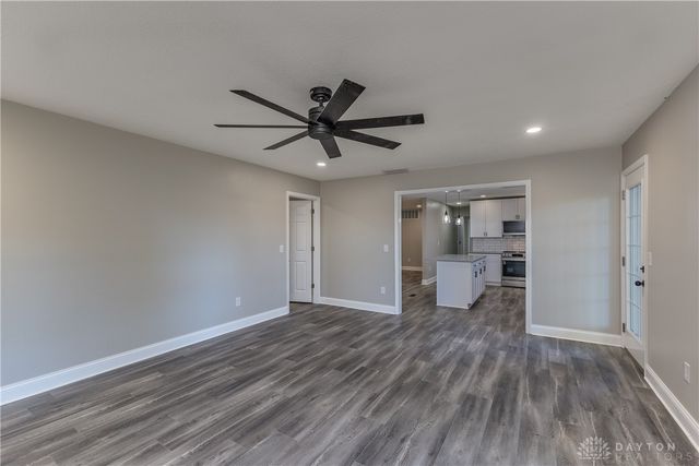 1013 Arapaho Trail, Tipp City, OH 45371