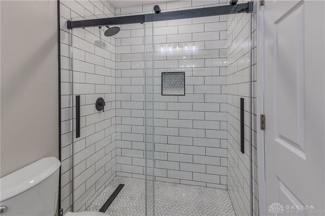 1013 Arapaho Trail, Tipp City, OH 45371