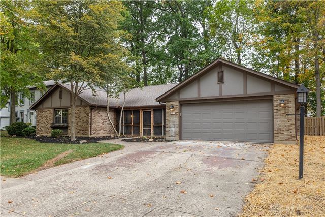 1013 Arapaho Trail, Tipp City, OH 45371