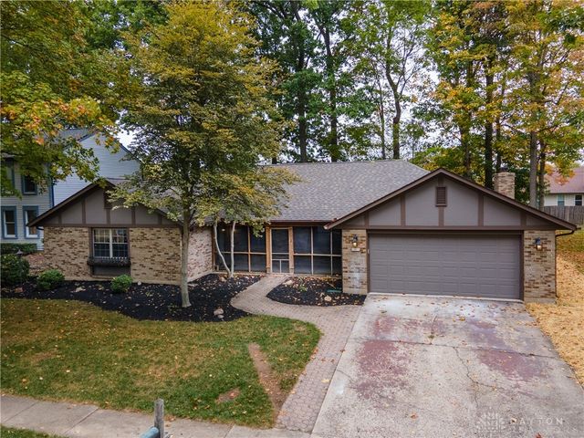 1013 Arapaho Trail, Tipp City, OH 45371