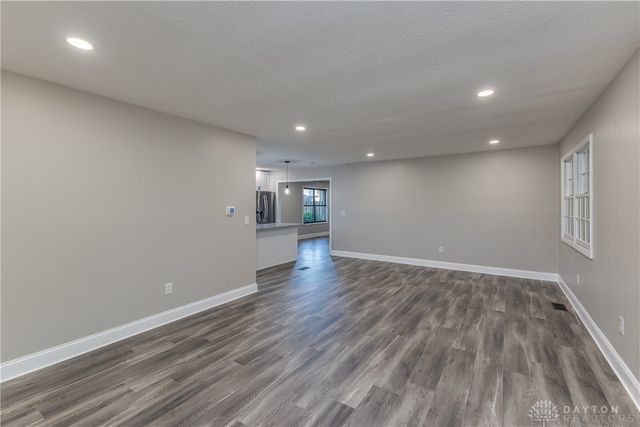 1013 Arapaho Trail, Tipp City, OH 45371