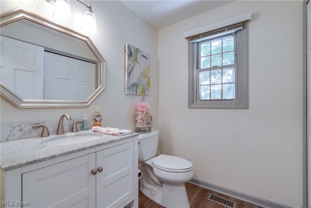2705 Calais Drive, Stow, OH 44224