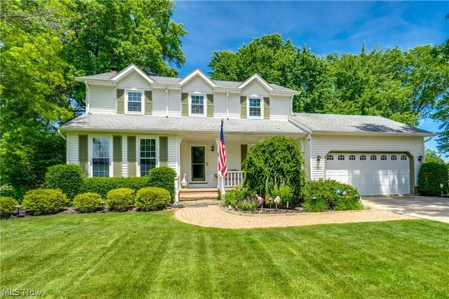 2705 Calais Drive, Stow, OH 44224