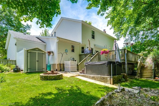 2705 Calais Drive, Stow, OH 44224