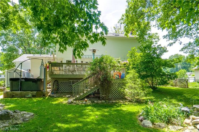 2705 Calais Drive, Stow, OH 44224