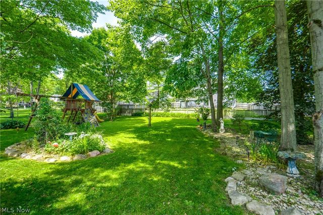 2705 Calais Drive, Stow, OH 44224