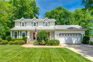 2705 Calais Drive, Stow, OH 44224