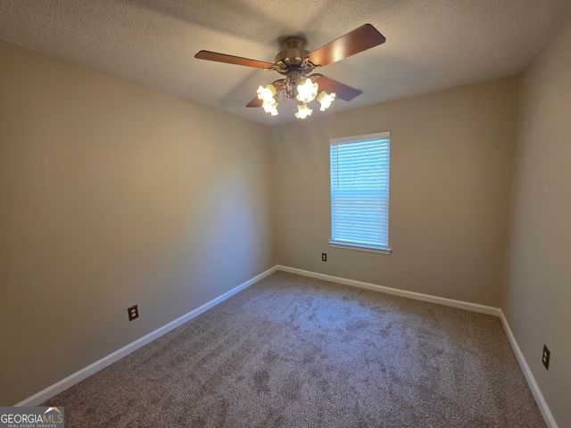 602 N Fairfield Drive, Peachtree City, GA 30269