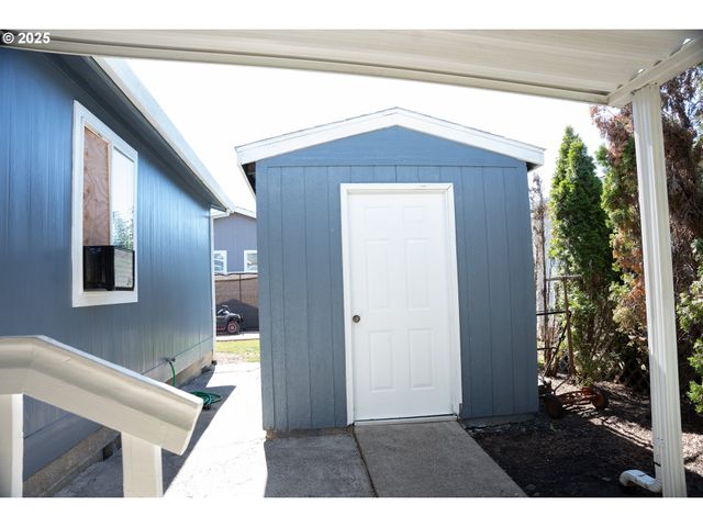 221 Nw Blair St 27, Sheridan, OR 97378