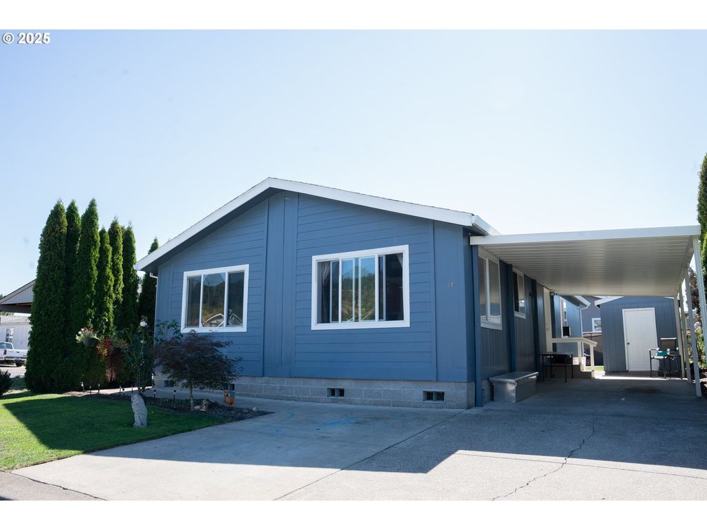 221 Nw Blair St 27, Sheridan, OR 97378