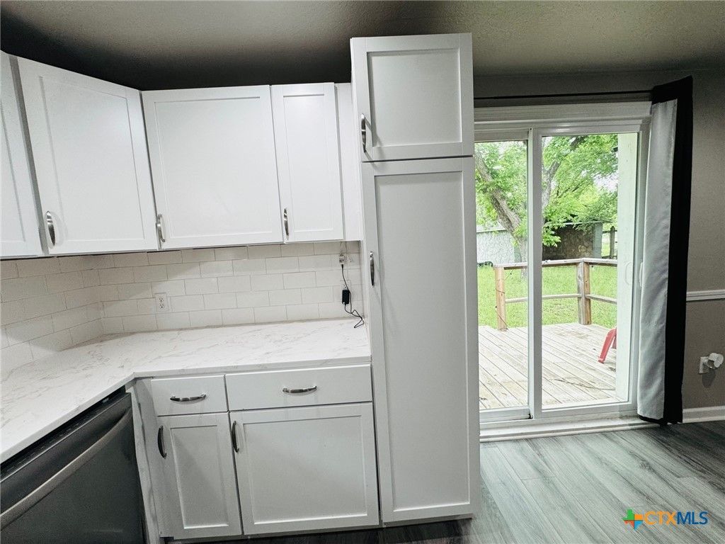 Image 13 of property listing at 706 Golf Course Road, Gatesville, TX 76528