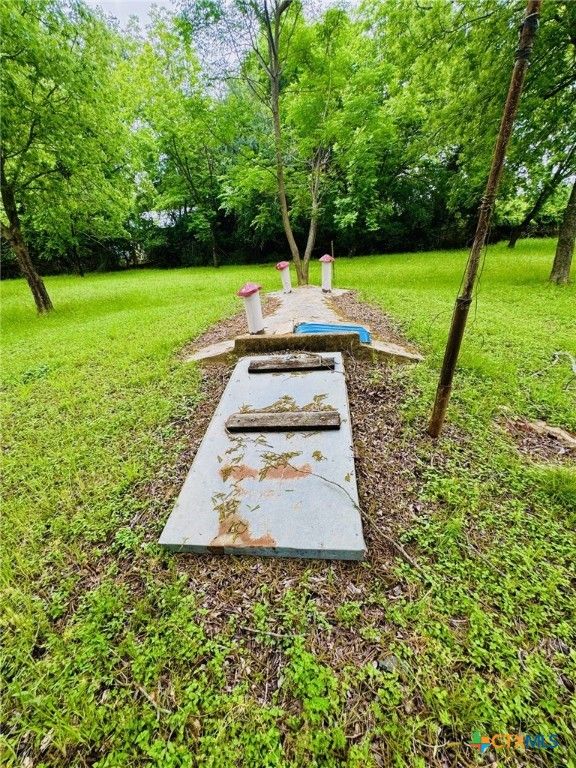 Image 20 of property listing at 706 Golf Course Road, Gatesville, TX 76528