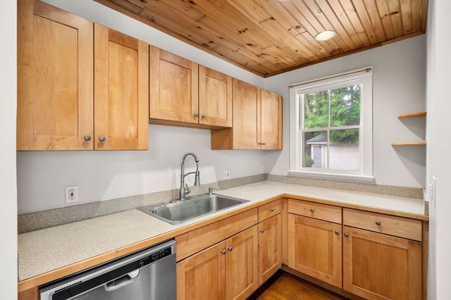 319 Lafayette Street 1, Salem, MA 01970