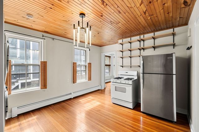 319 Lafayette Street 1, Salem, MA 01970