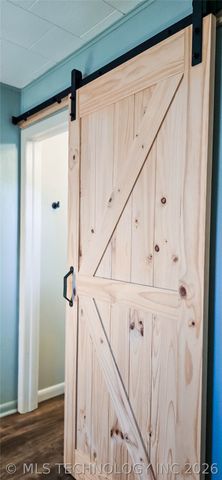 1614 Sherwood Road, Eufaula, OK 74432