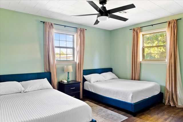 1614 Sherwood Road, Eufaula, OK 74432