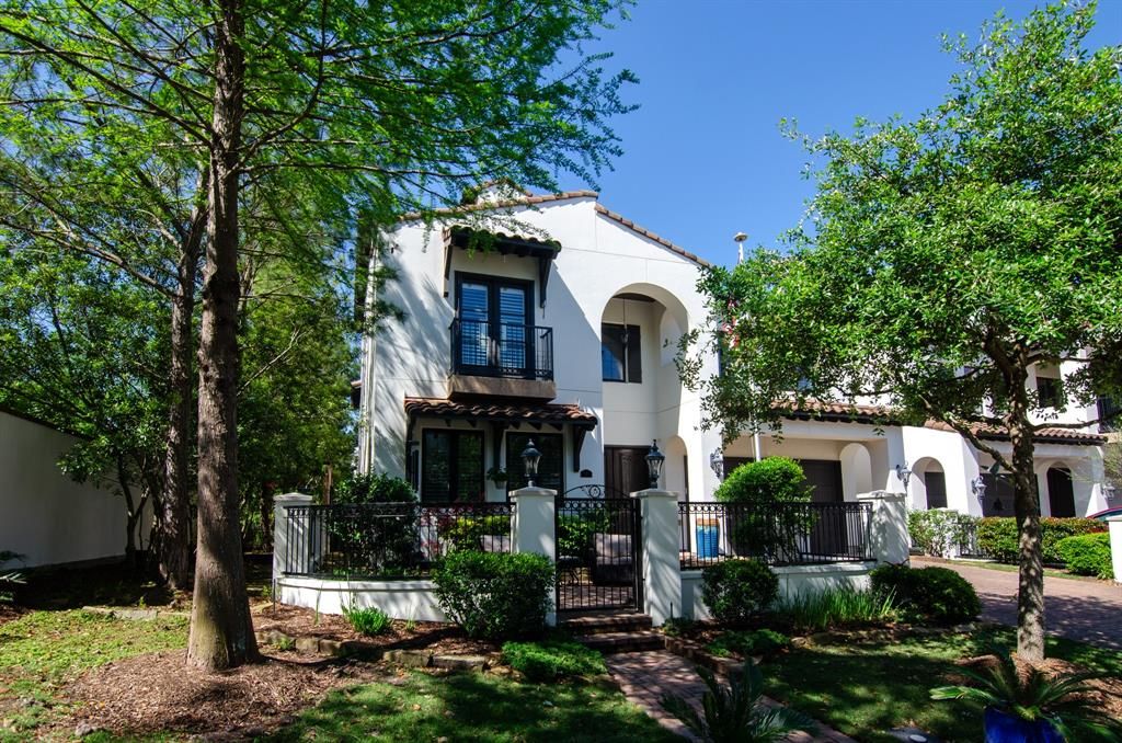 3 Grand Vista Place, The Woodlands, TX 77380
