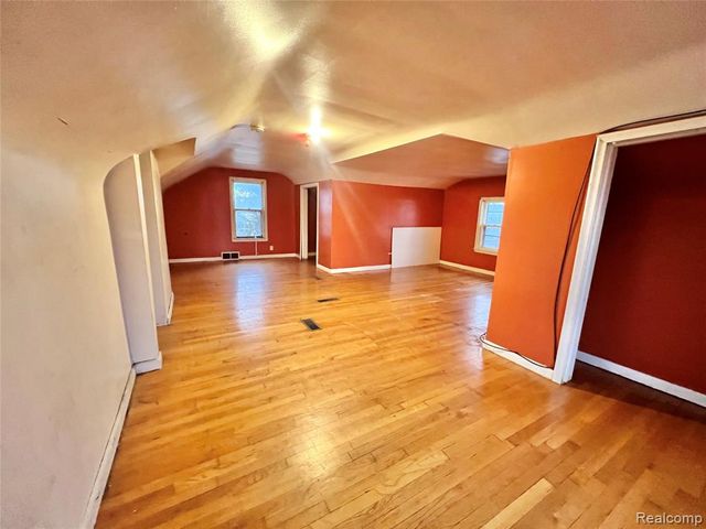 3168 Berkshire Avenue, Warren, MI 48091