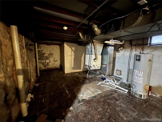 3168 Berkshire Avenue, Warren, MI 48091