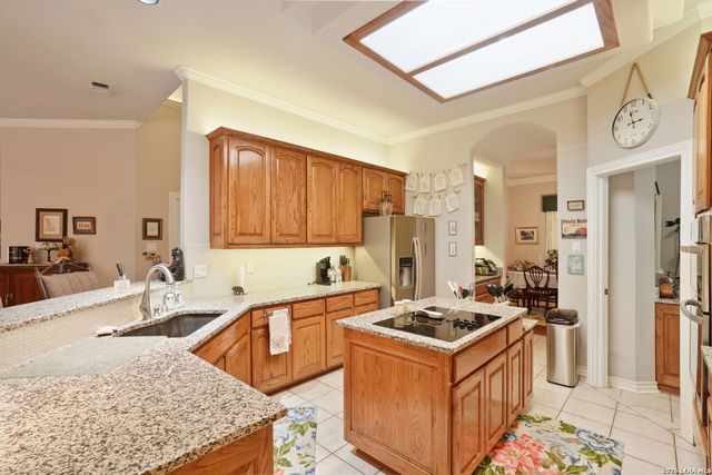 18230 Crystal Ridge Dr, San Antonio, TX 78259