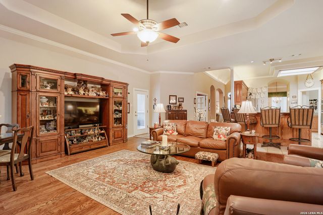 18230 Crystal Ridge Dr, San Antonio, TX 78259
