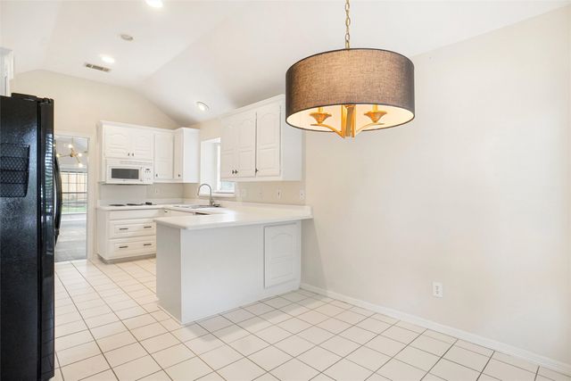 2233 Tiffany Glenn Court, Bedford, TX 76021