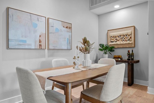 2216 Thornton RD 431, Austin, TX 78704