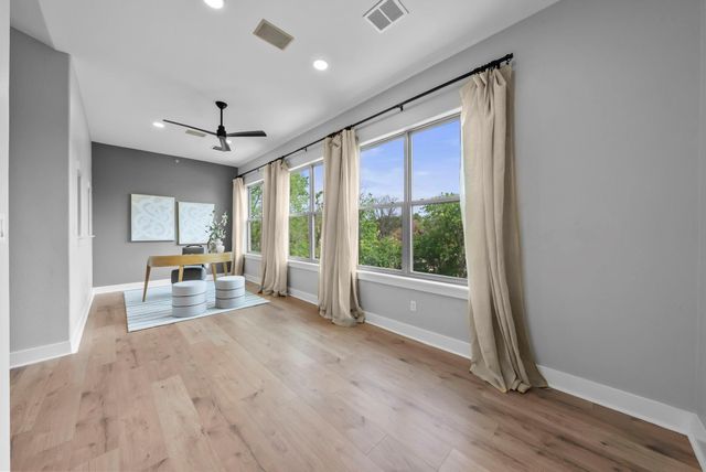 2216 Thornton RD 431, Austin, TX 78704