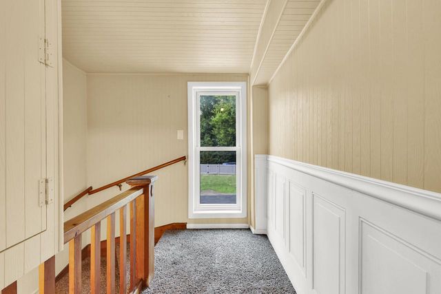 131 Kettle Moraine DRIVE N, Slinger, WI 53086