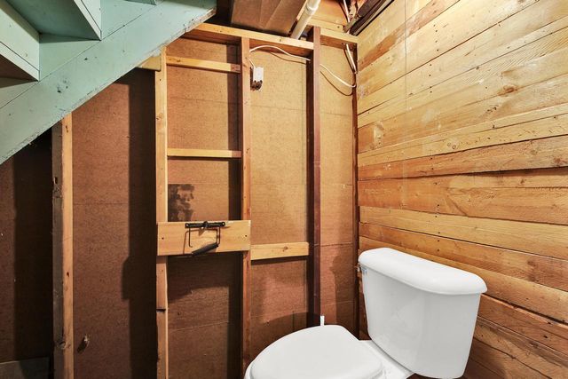 131 Kettle Moraine DRIVE N, Slinger, WI 53086
