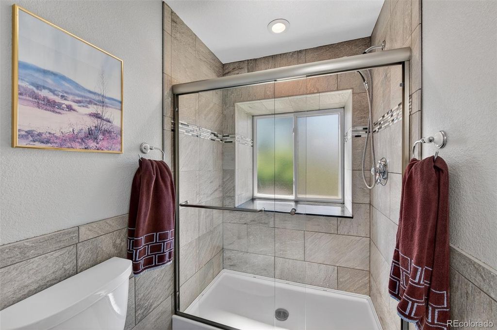 Image 19 of property listing at 22 Manzanita, Littleton, CO 80127