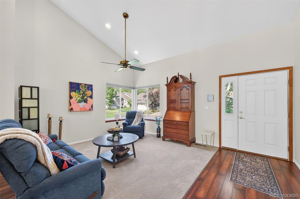 Image 3 of property listing at 22 Manzanita, Littleton, CO 80127