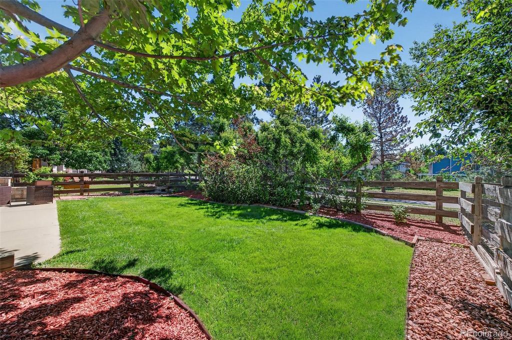 Image 29 of property listing at 22 Manzanita, Littleton, CO 80127