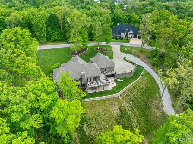 24 Kniess Court, Troy, MO 63379