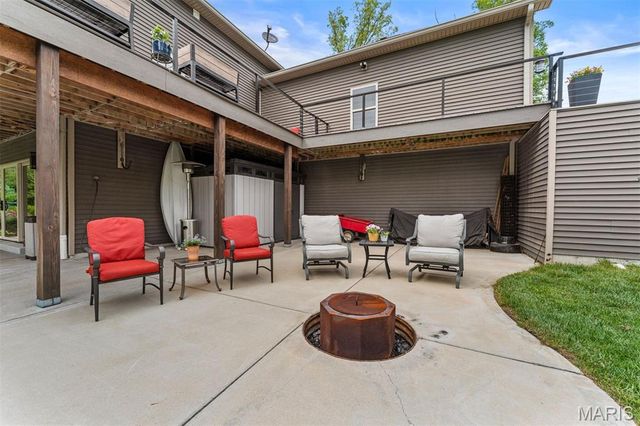 24 Kniess Court, Troy, MO 63379