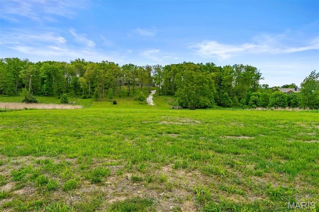 24 Kniess Court, Troy, MO 63379