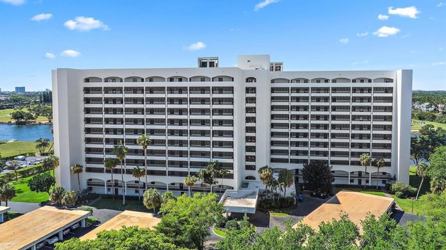 356 GOLFVIEW Road 405, North Palm Beach, FL 33408
