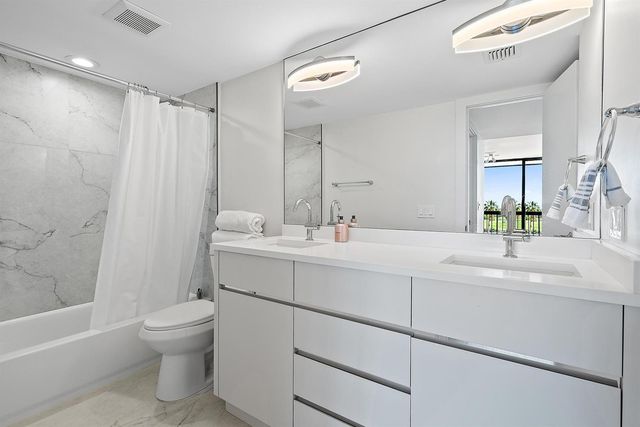 356 GOLFVIEW Road 405, North Palm Beach, FL 33408